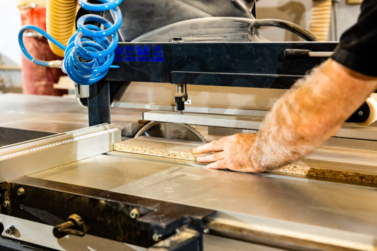 Meble na wymiar od lokalnego producenta