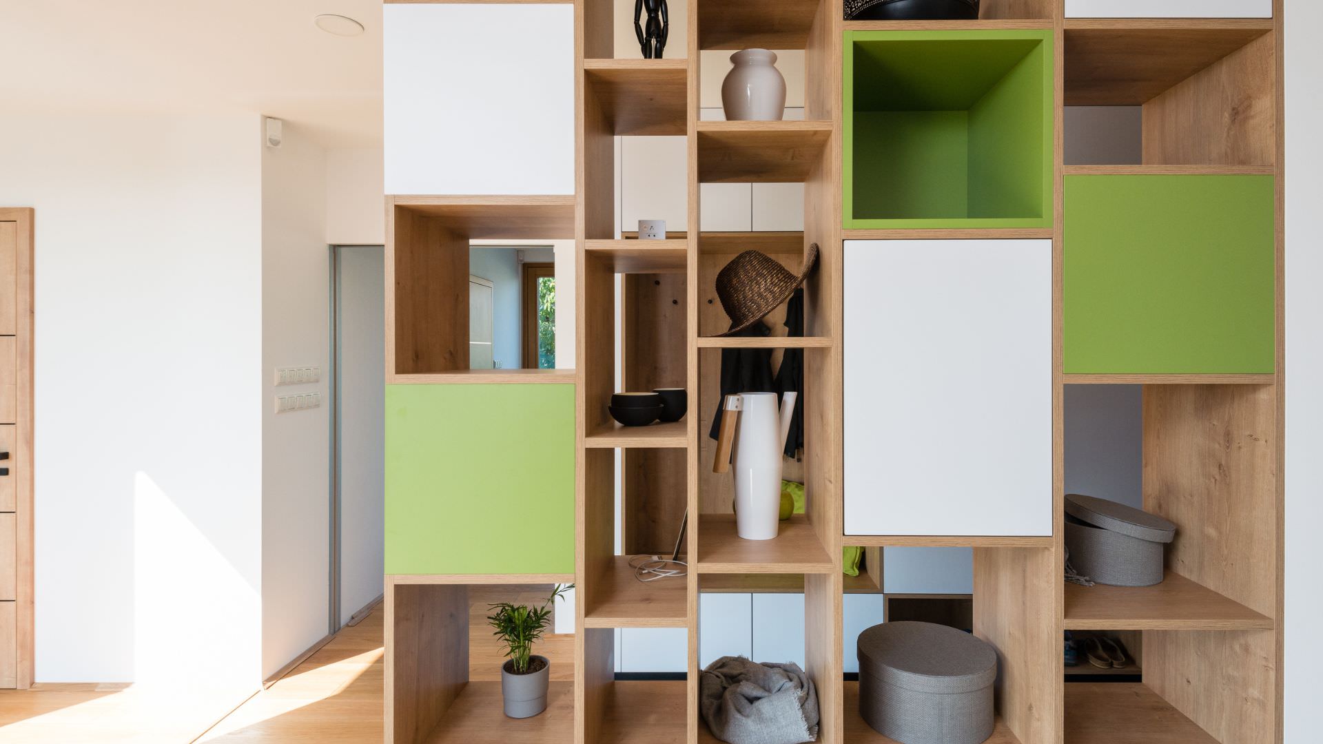 Koszty ukryte przy zakupie mebli na wymiar