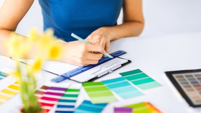 Wybór kolorów mebli na wymiar - kluczowe wskazówki