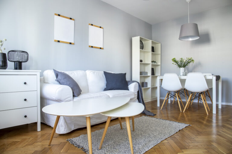 Jak wybrać idealne meble do małych mieszkań